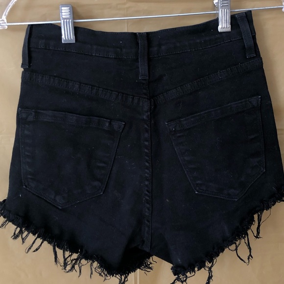 High waisted black shorts - Picture 2 of 2